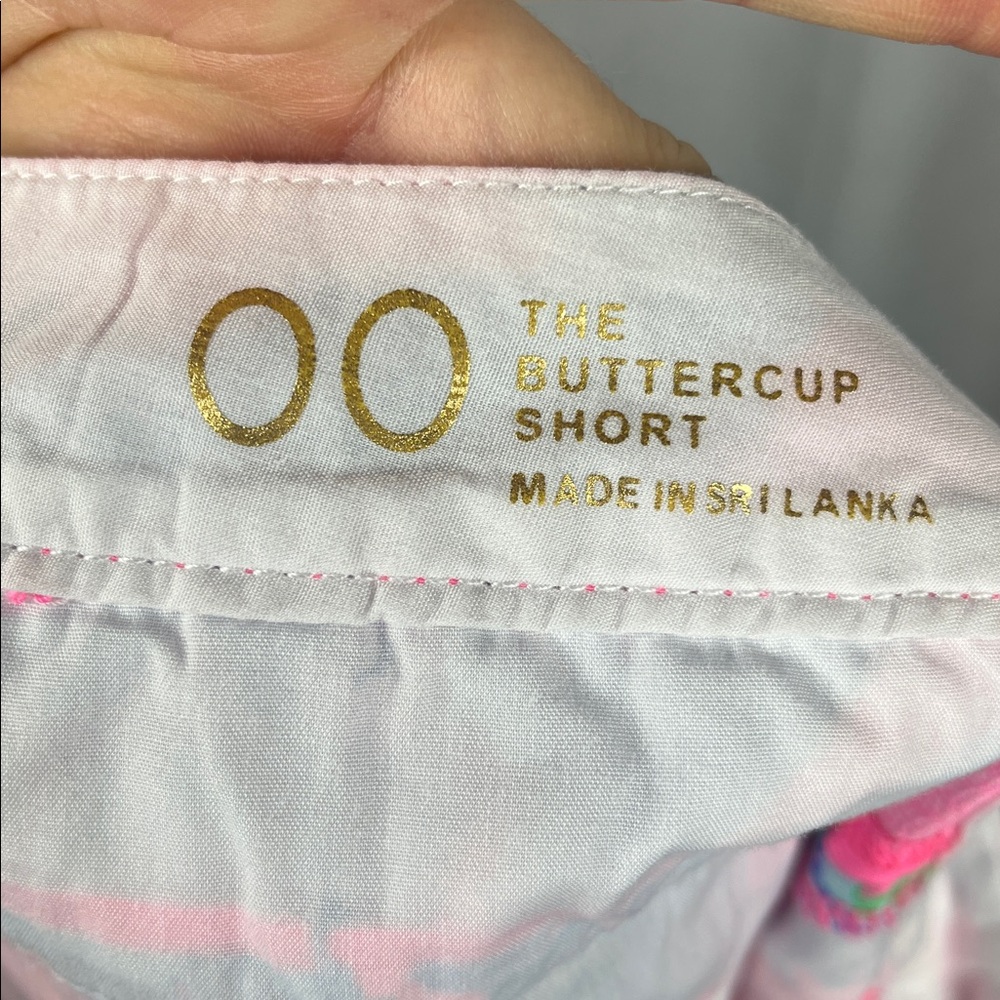 Lilly Pulitzer Buttercup Tiki Pink Out On A Limb Scalloped Shorts. - Picture 6 of 9
